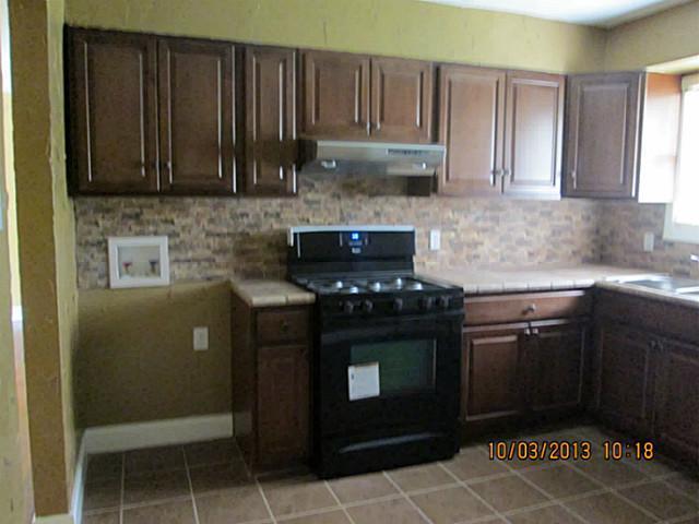 Foto del edificio - 2422 Bluffton Dr