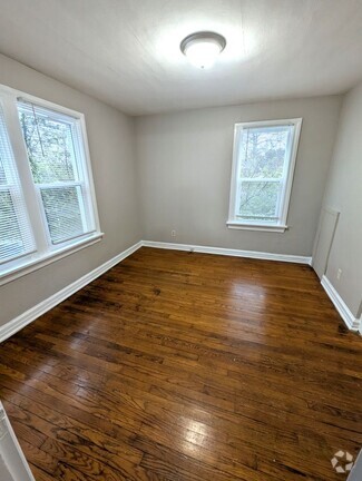 Building Photo - 8826 Tyrell Dr