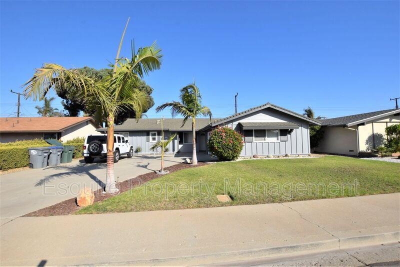 Primary Photo - 2032 Isabella St