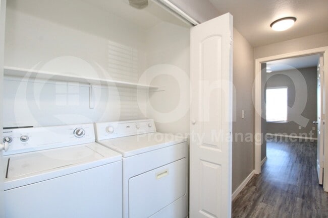 Photo - 6770 N 47th Ave House