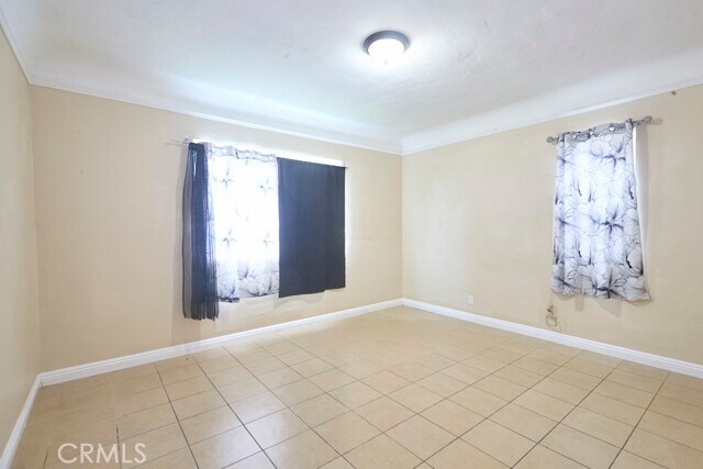 Foto del edificio - 942 E 89th St