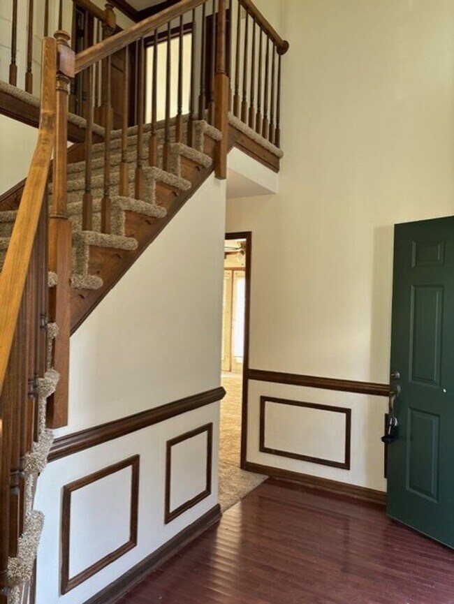 Foto del edificio - Larkspur