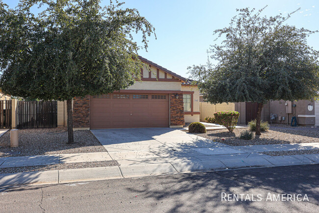 Building Photo - 17033 W Sonora St