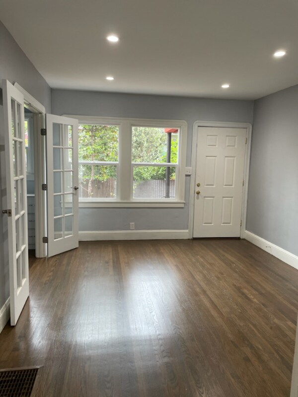 Foto del edificio - 3815 Webster St