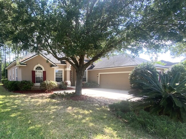 Building Photo - 3990 Royal Pines Dr