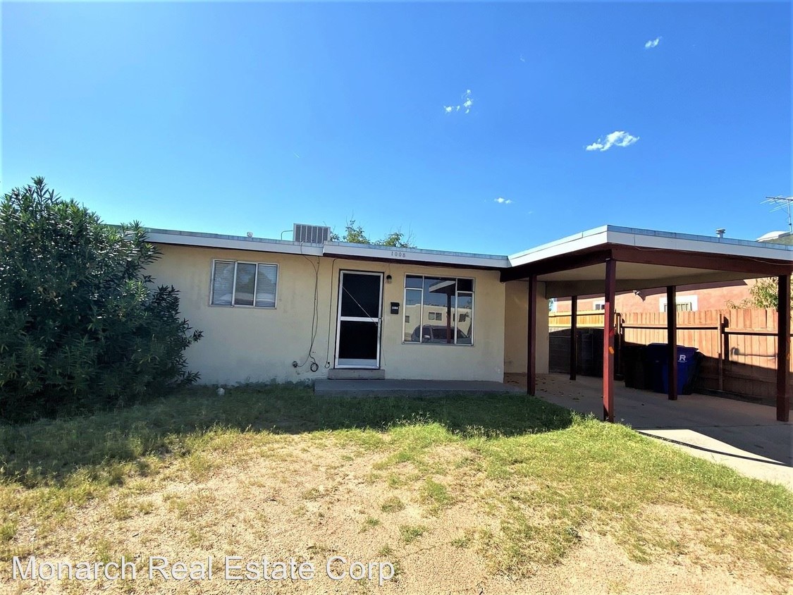 Foto principal - 3 br, 1 bath House - 1008 Stull