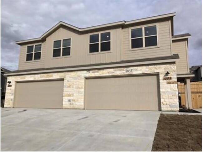 Building Photo - 1209 Garland Rd