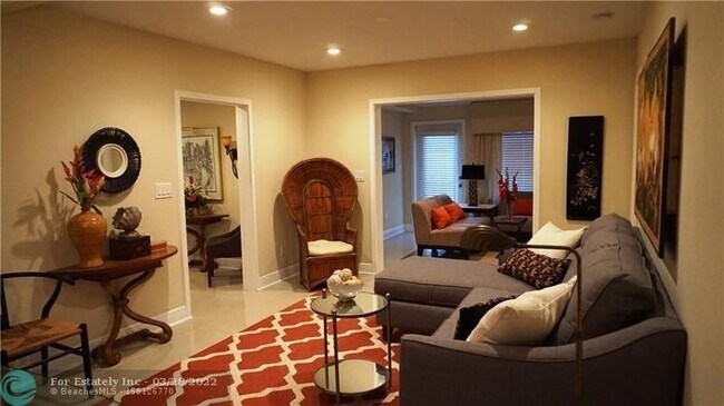 Foto del edificio - 1130 NE 3rd Ave