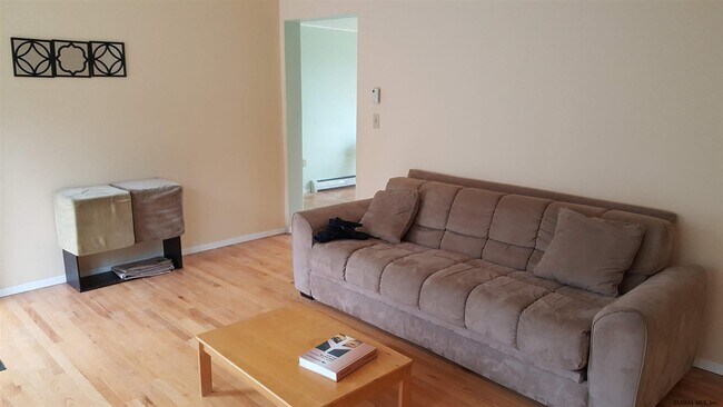 Foto del edificio - 156 Gabriel Rd