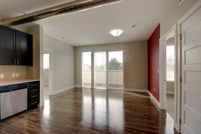 Interior Photo - (PAST) Gaslamp Boulder