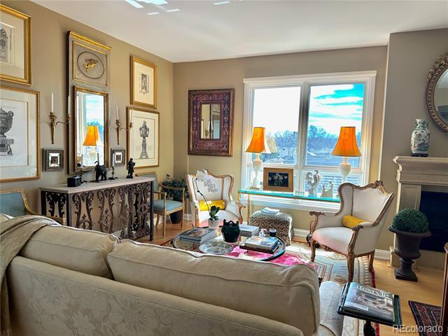 Building Photo - 2500 E Cherry Creek S Dr