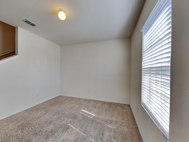 Building Photo - 1626 Hawksbill Ln