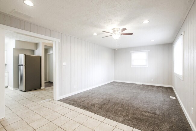 Foto del edificio - 8849 Kathleen St