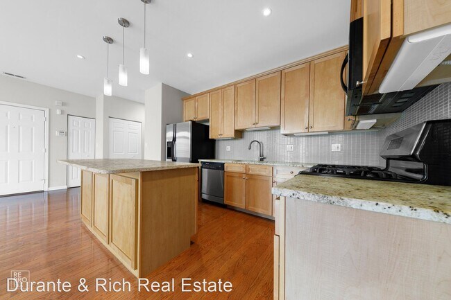Building Photo - 2 br, 2 bath House - 1418 S Halsted Unit 2B