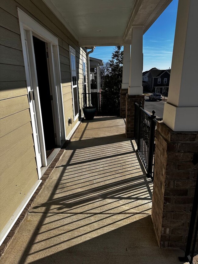 Building Photo - Carothers Farms - Three Bedroom House with 2 Car Garage