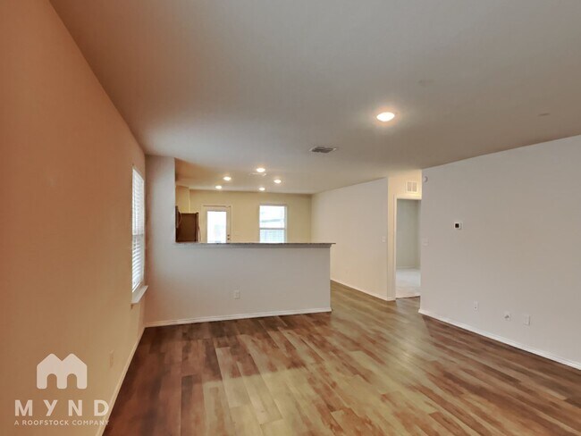 Foto del edificio - 7352 Littlefoot Ln