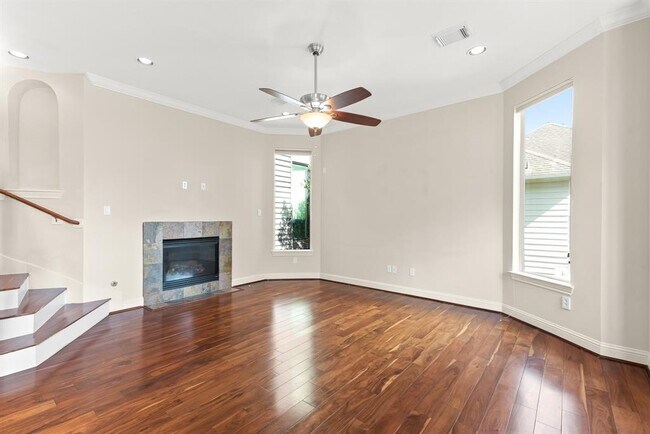 Building Photo - 5610 Kiam St