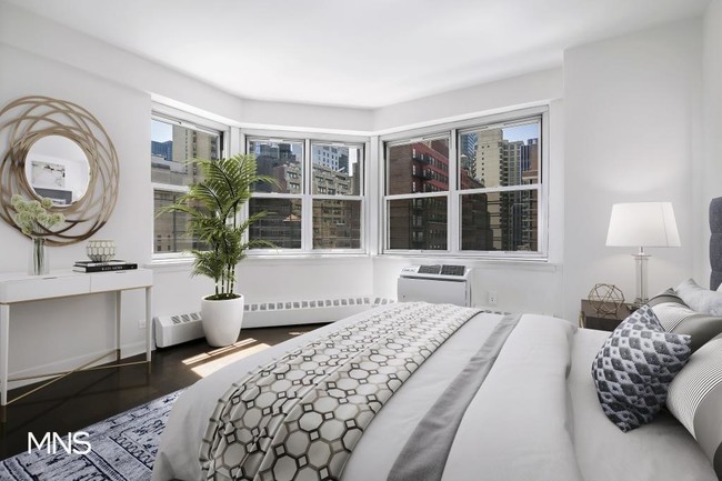 Building Photo - 300 East 46th Street