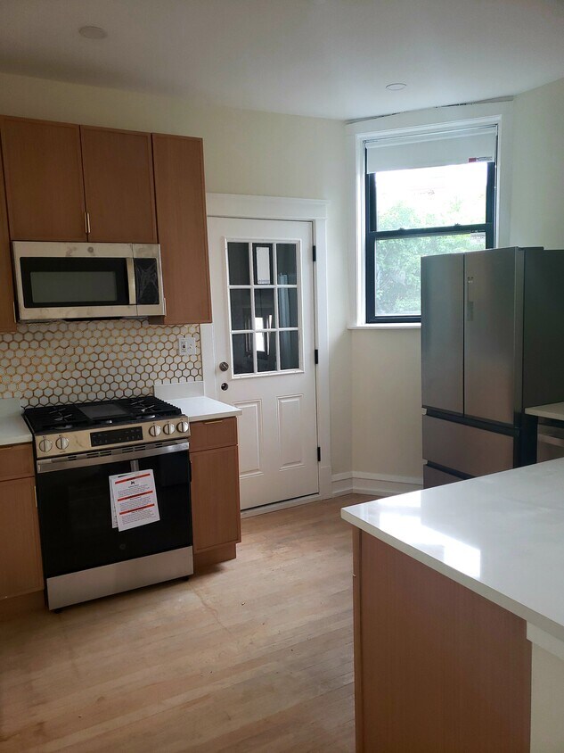 Foto principal - 4638 N Hamilton Ave