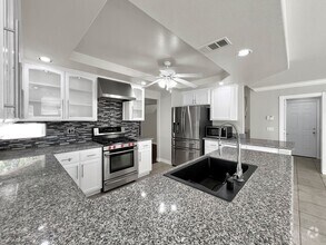 Building Photo - 595 Campus Oaks Ct
