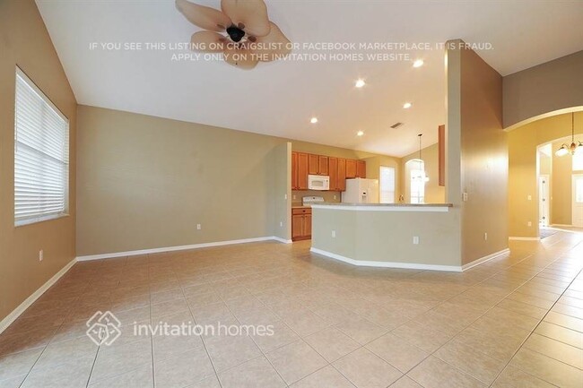 Building Photo - 4553 Gateway Blvd