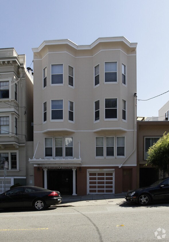 Building Photo - 2614 Gough Street