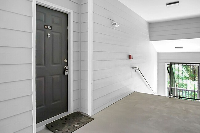 Foto del edificio - MOVE IN SPECIAL - 50% off First Month's Re...