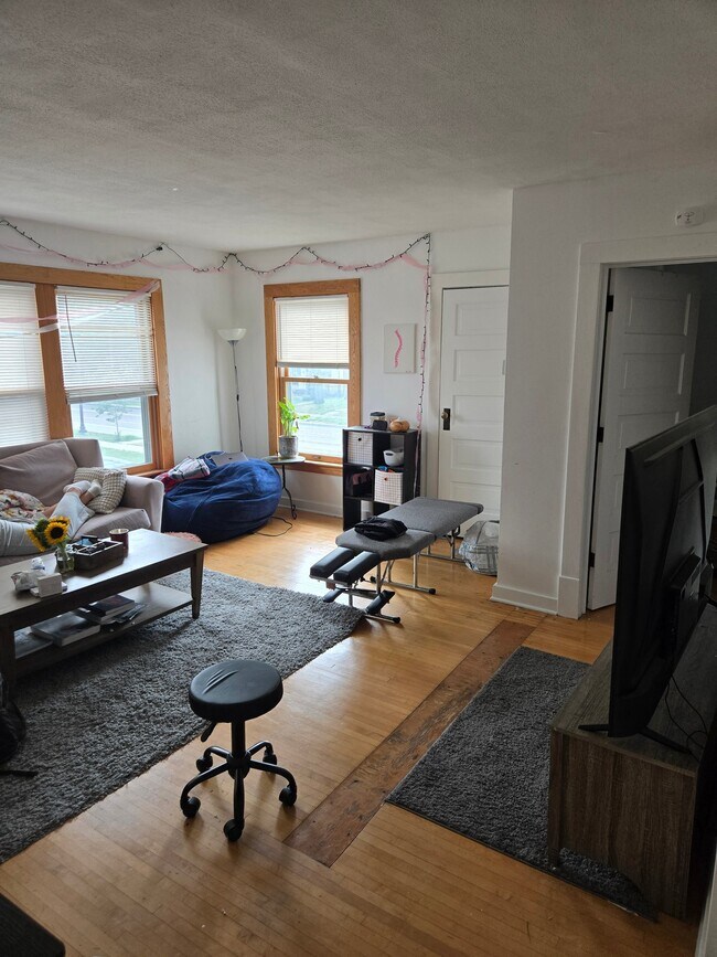 Foto del edificio - 6029 Portland Ave S