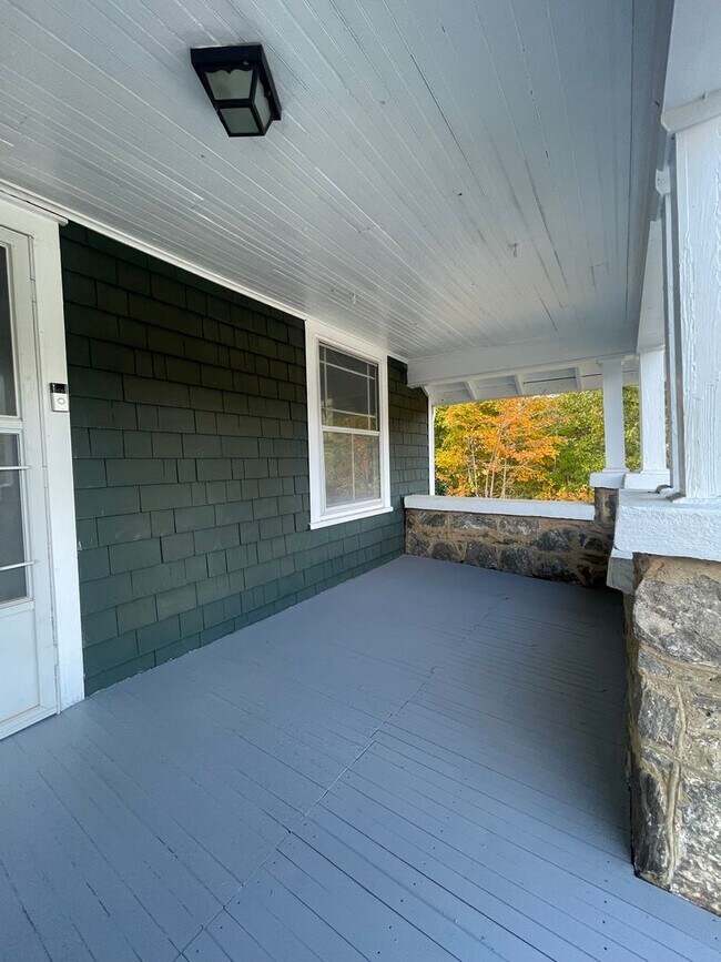 Foto del edificio - ?? COMING SOON ?? Charming 3 Bed / 1 Bath ...