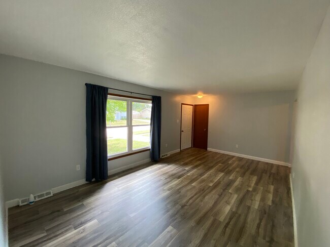 Living Room - 306 NE 7th St