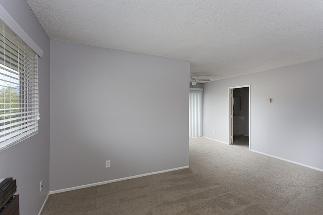 Foto del edificio - 162 Brightwood Ave