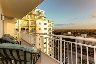 Building Photo - 100 S Eola Dr