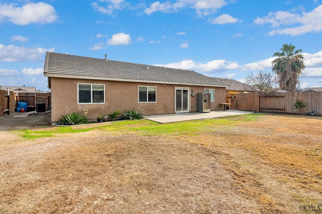 Building Photo - Beautiful Home in SW Bakersfield