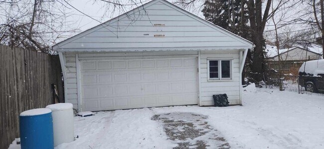 Foto del edificio - 11776 Rossiter St