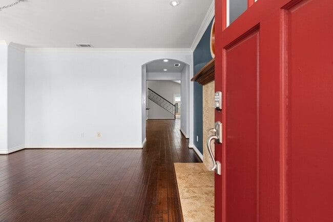Foto del edificio - Crown Point 4Bed 3Bath (2 Primary suites) ...