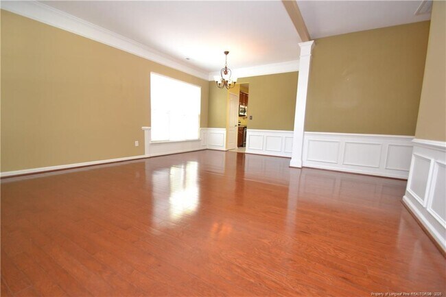 Building Photo - 3318 Colorcott St