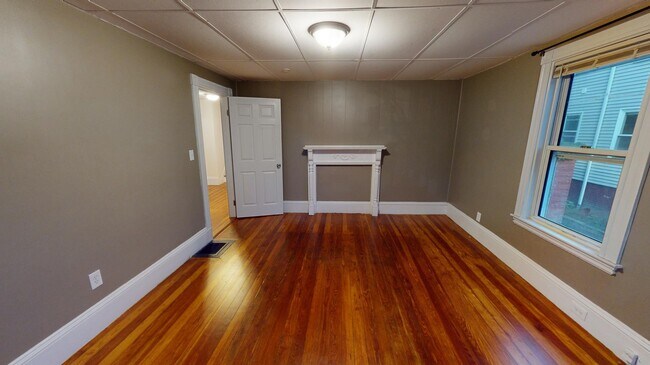 Building Photo - 26 Charnwood Rd
