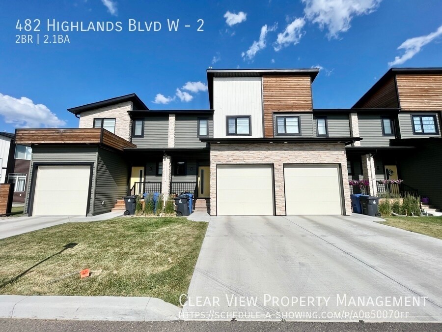 Photo principale - ?? Modern 2-Bedroom, 2.5-Bathroom with Gar...