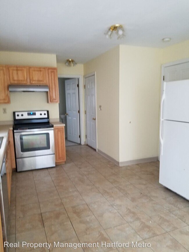 Foto del edificio - 3 br, 3 bath House - 256 Tower Ave