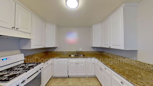 Foto del edificio - 17392 Keelson Ln
