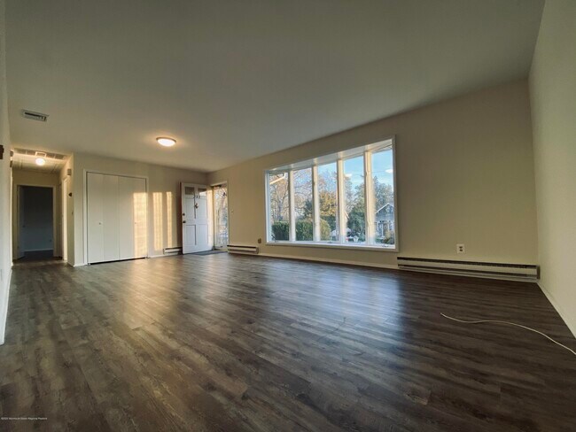 Foto del edificio - 233 Bay Blvd