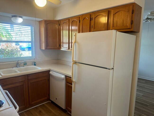 Foto del edificio - Venice Island 1Br/1Ba Condo Ground Floor