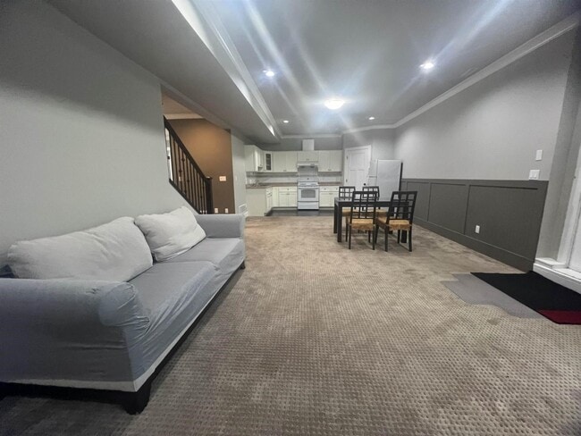 Building Photo - Basement-163xx 25TH AVENUE