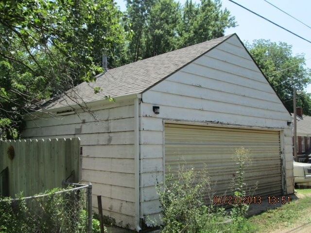 Building Photo - 625-641 S Greenwood St