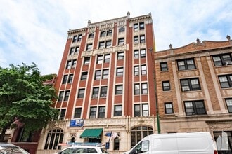 Building Photo - 505 W Belmont Ave