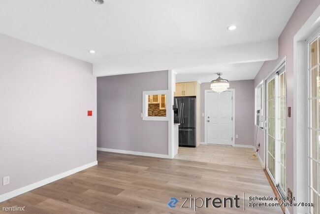 Building Photo - 3 br, 1 bath House - 3645 Detjen St, Fremo...