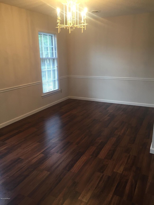 Foto del edificio - 815 Seabury Ct