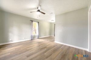 Foto del edificio - 1108 Stewart St