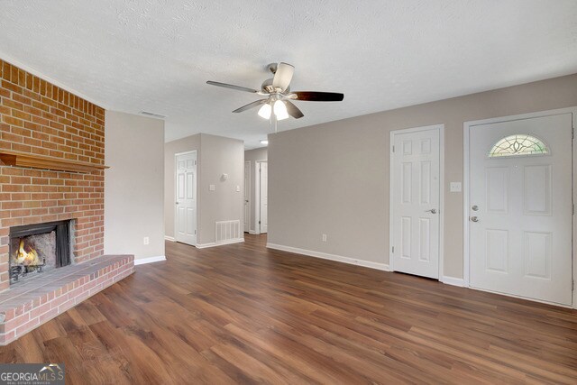 Foto del edificio - 105 Belle Dr