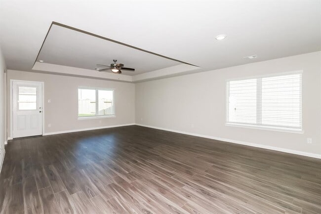Building Photo - 5107 Hector Gustavo Dr